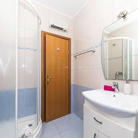 Exquisite Spacious Bufaline With Pool And Gym - Eight Bedroom With Pool And Gym *